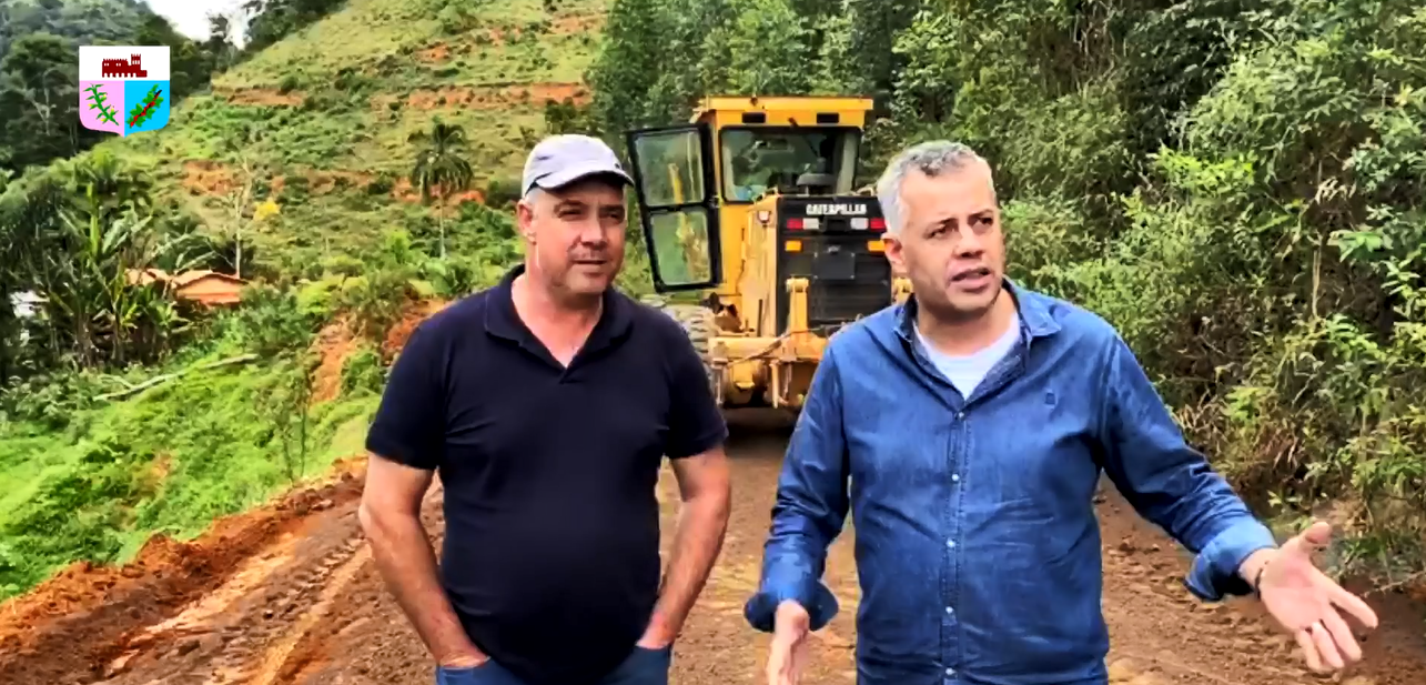 Melhorias das estradas de acesso as comunidades Tinguá e Ribeirão de Santa Tereza