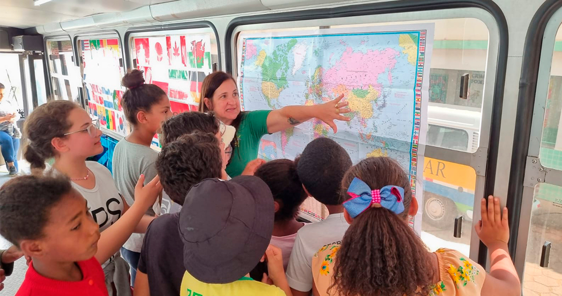 ESCOLAS DA REDE MUNICIPAL INICIAM ATIVIDADES PEDAGÓGICAS COM PROJETO SOBRE A COPA DO MUNDO