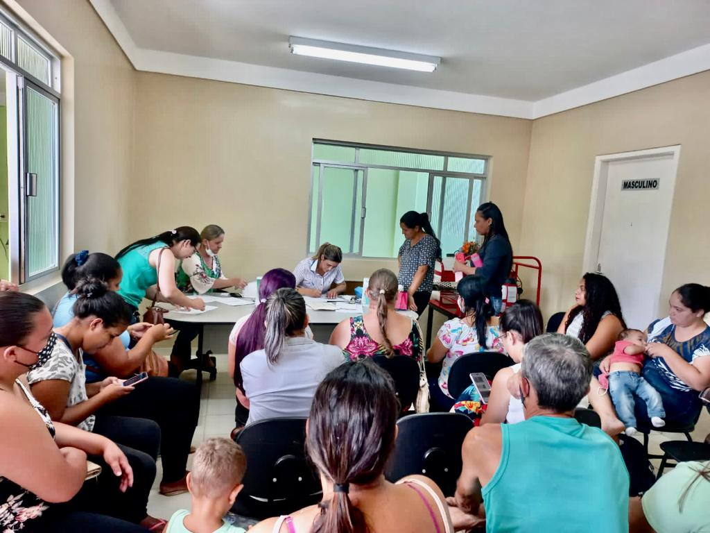 SAÚDE REALIZA REUNIÃO COM PACIENTES QUE DESEJAM REALIZAR PROCEDIMENTOS CONTRACEPTIVOS