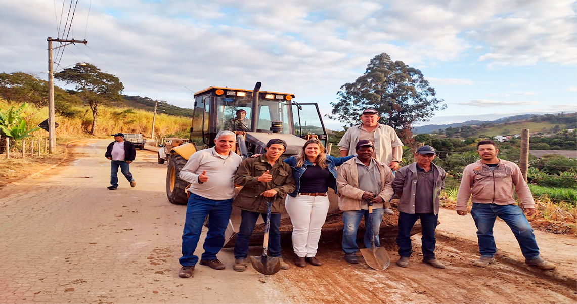 SECRETARIA DE OBRAS E SERVIÇOS URBANOS REALIZA LIMPEZA DAS VIAS PÚBLICAS