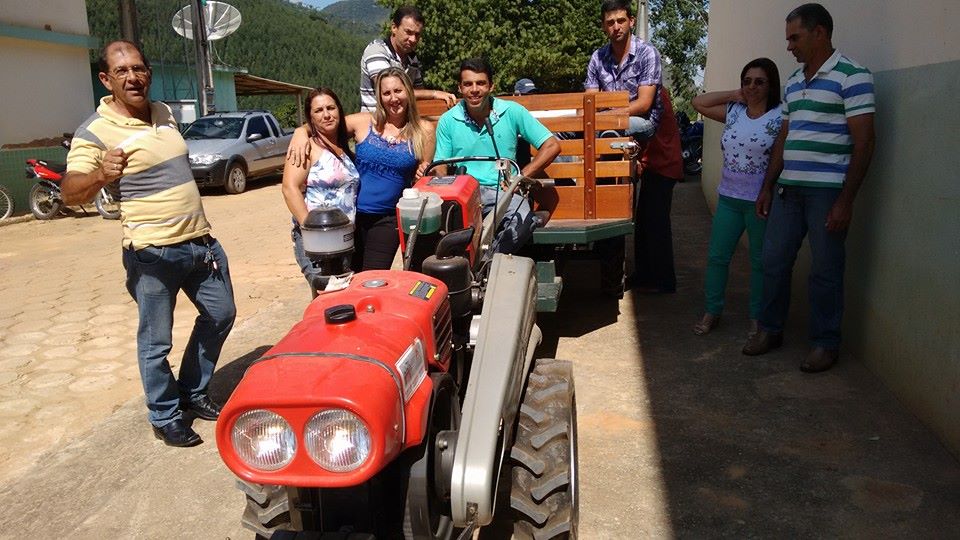 Monforte Frio recebe micro trator visando o incentivo e o desenvolvimento da agricultura na região