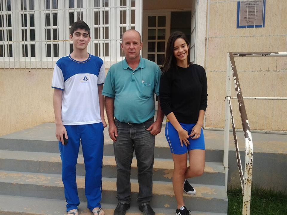 Alunos da COOPEDUCAR de Venda Nova realiza estudos sobre a coleta seletiva de resíduos sólidos de Conceição do Castelo
