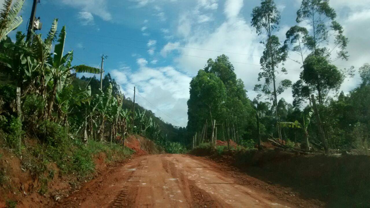 Estradas vicinais do Monforte Frio recebeu patrolamento e ensaibramento pela Secretaria de Obras no início deste mês de outubro