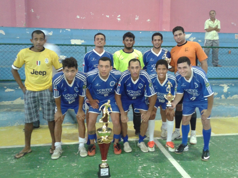 Betine Móveis é campeão do 1º torneio futsal de verão 2013 em Conceição do Castelo