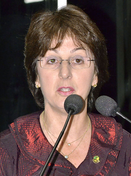 CONCEIÇÃO DO CASTELO TEM ORGULHO DO TRABALHO REALIZADO PELA SENADORA ANA RITA ESGÁRIO NA CASA FEDERAL