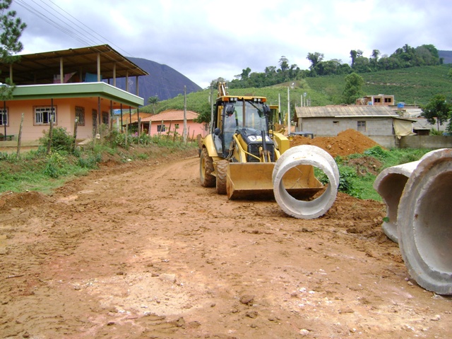 Os moradores de São João da Barra receberão 2 km de asfalto