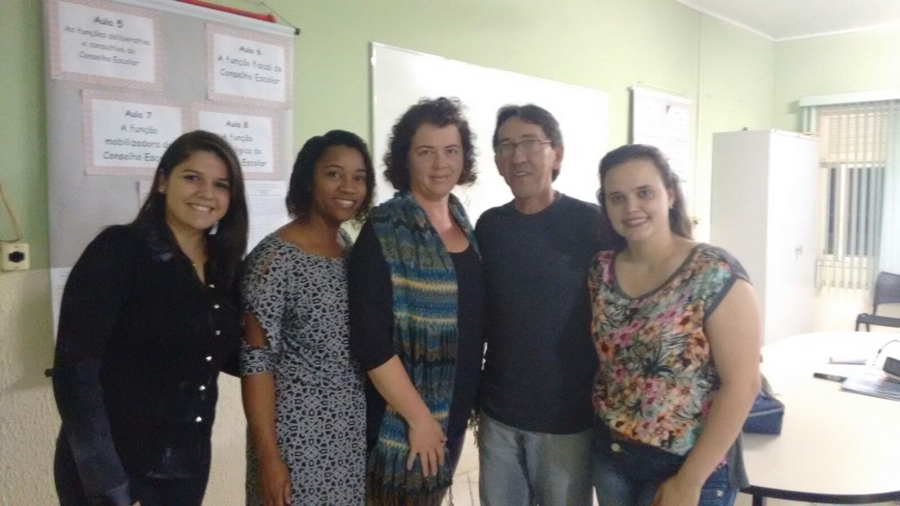 Pais e alunos da UMEI H.L.Lorentzen receberam palestra sobre