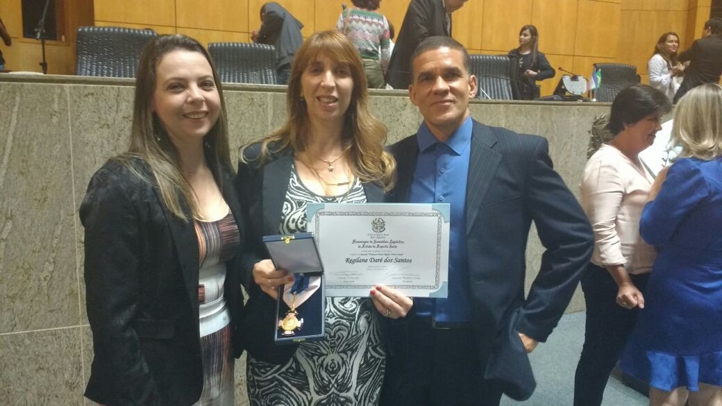Prefeitura de Conceição do Castelo participa da Sessão Solene em comemoração ao Dia do Professor, com a outorga da comenda Paulo Freire