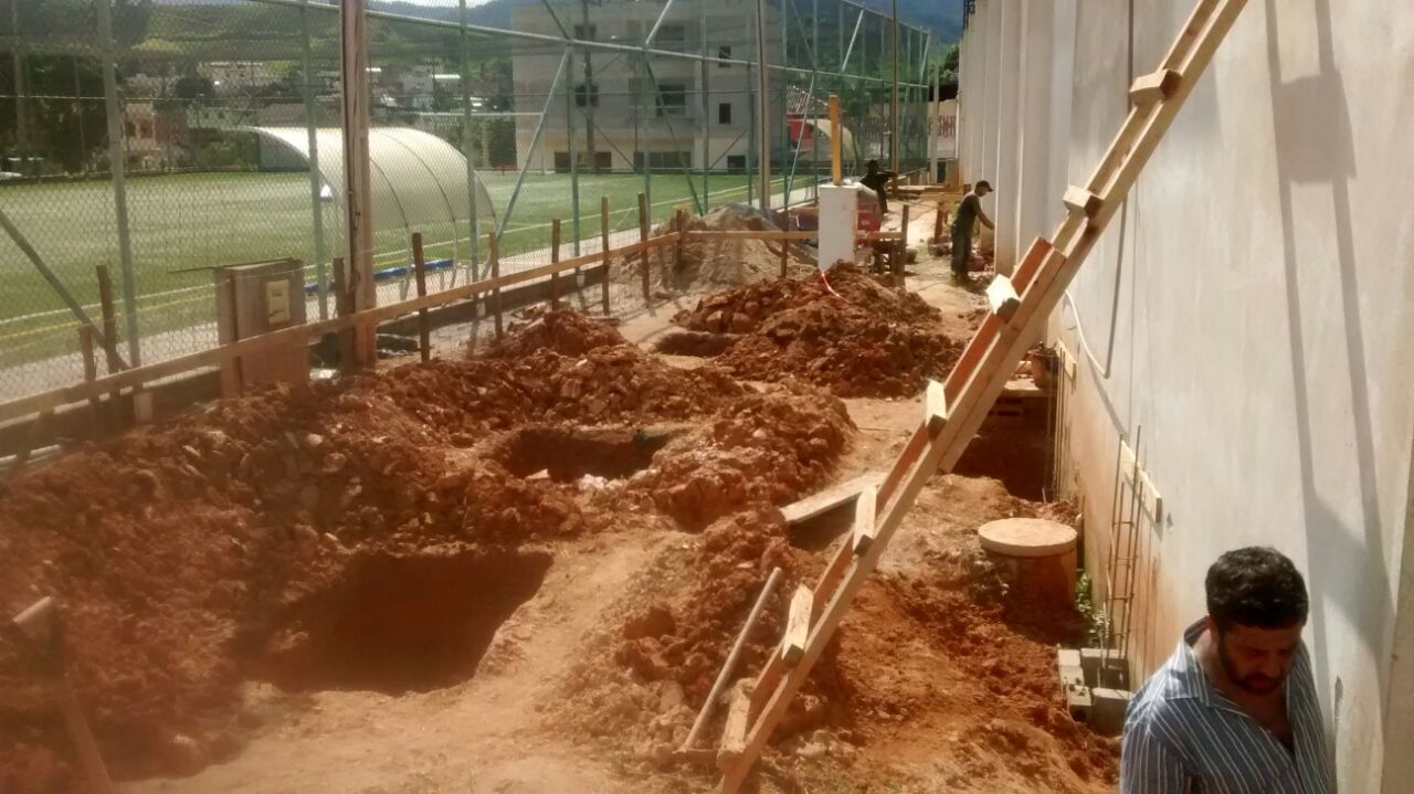 Obras de Construção do Campo de Bocha e Bar do Bairro Nicolau de Vargas