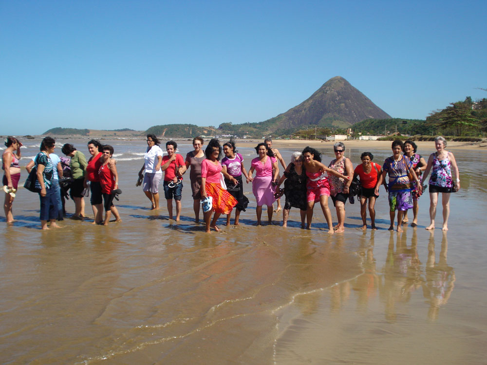Projeto Conviver faz passeio em Anchieta