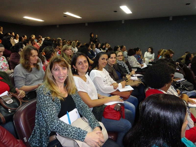 Professores da Rede de Ensino Municipal participam do 18º Fórum Permanente de Alfabetização, Leitura e Escrita do Espírito Santo (FOPALES) na UFES