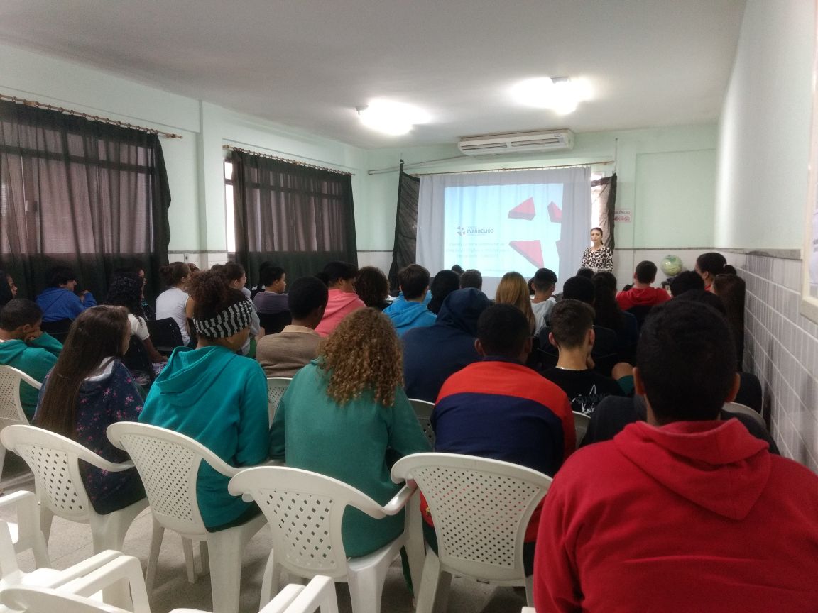 Palestra na Escola Elisa paiva