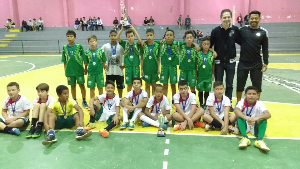 Nicolau F.C é o grande campeão do campeonato municipal de futsal masculino sub 12