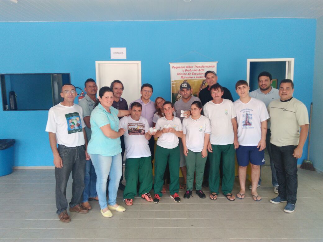 Secretário Estadual do Trabalho, Assistência e Desenvolvimento Social visita SMTADS de Conceição do Castelo