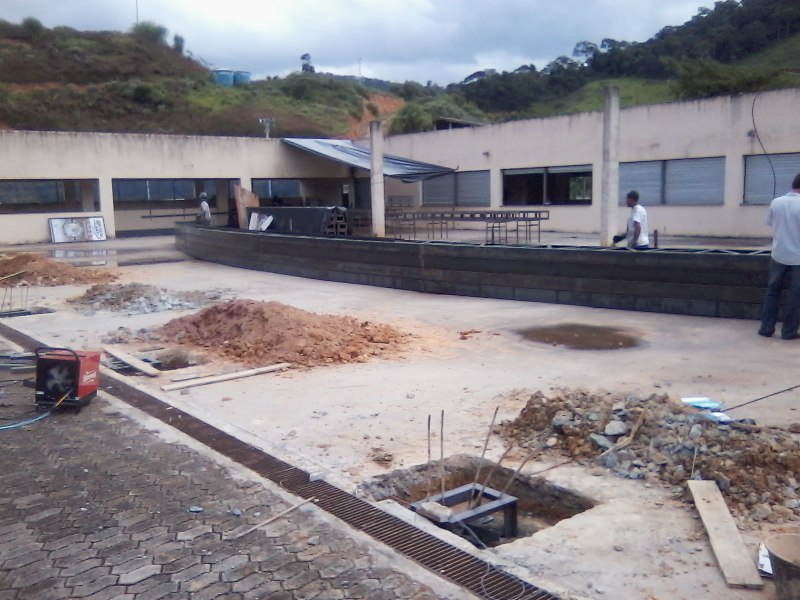 Centro de Eventos Sanfonão iniciou as obras do bar, cozinha, banheiro e cobertura da praça de alimentação